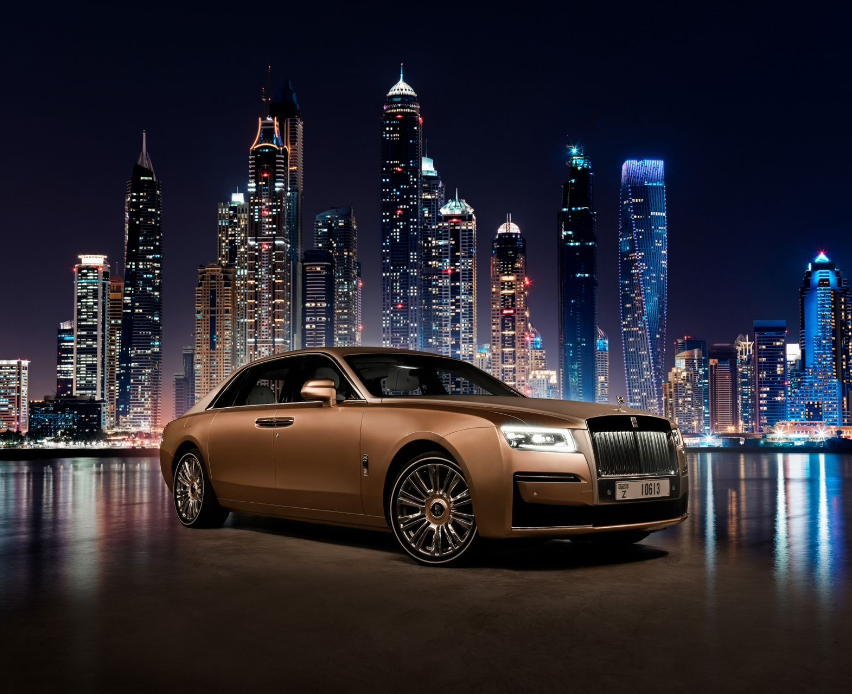 2023-cü ildə Rolls-Royce motor cars: UĞUR İLİ - FOTOLAR